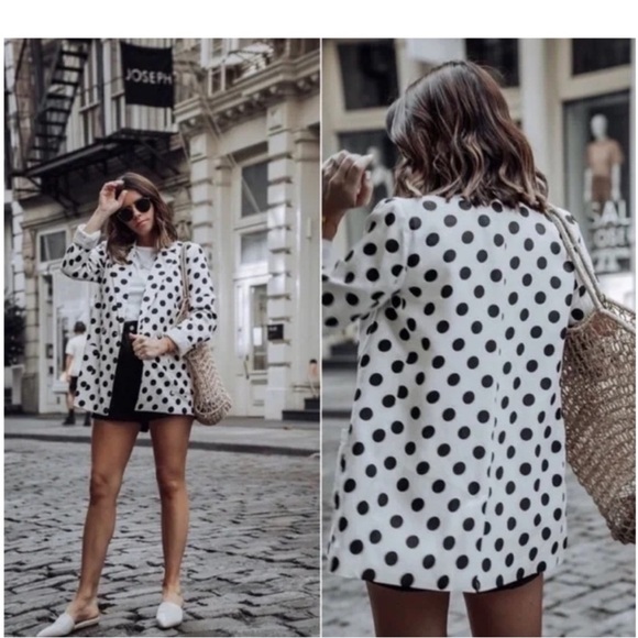 TOPSHOP Academia Lined Blazer Black Polka
Dots - Picture 9 of 11